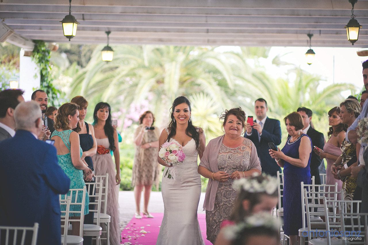 Boda