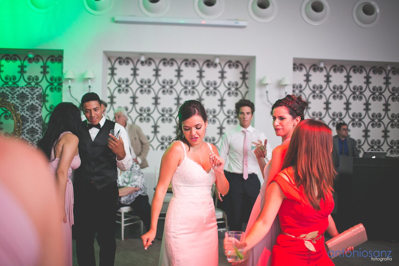 Boda